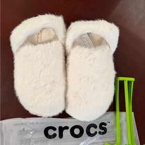 CROCS Cream Fuzzy Slippers